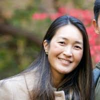 Trisha Giles's Instagram, Twitter & Facebook