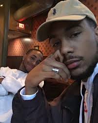 Today is my birthday I'm turning 54yrs please celebrate with me guys wish m  https://cutt.ly/gr6GNYpU