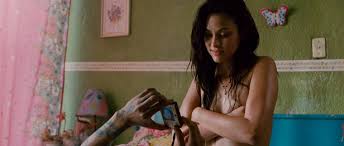 Watch Online - Diana Garcia - Sin Nombre (2009) 1080p