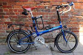 nwt with fenders and lock bike friday commuter bike touring bike