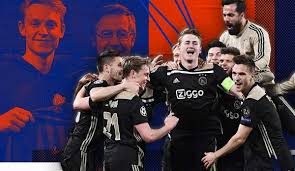 De topwedstrijd van het voetbalseizoen is natuurlijk de finale van de grote champions league competitie. Champions League Wie Kommt Man An Tickets Fur Das Finale In Madrid