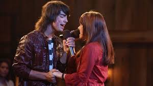 Деми ловато camp rock 2: Demi Lovato And Joe Jonas Perform This Is Me From Camp Rock Teen Vogue