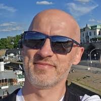 Daniel Piekarczyk's Instagram, Twitter & Facebook