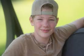 edit, crop and rotate your natural photos using this free online tool.  https://www.resizeimagepixel.com/rotate-image using this tool this photo is  rotated 90 degree.