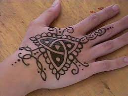 Henna designs make great custom party favors! 21 Best Celtic Tattoos On Hand