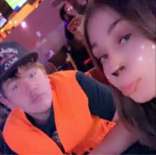 What are the ingredients in 7Brew's Brunette drink?