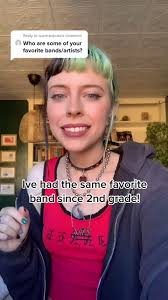 Reply to @queerpupusa I know this was supposed to be about my favorite  bands plural but it just became a b-52’s fan post sorry