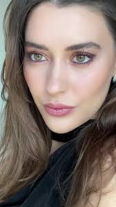 Ela gözler için makyaj 😍 #makeuptutorial #makeup #keşfetteyizzz  #foryoupageofficiall #eyemakeuptutorial