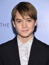 The babysitter, directed by mcg, follows cole (judah lewis), who is madly in love with his babysitter bee (samara weaving). Judah Lewis Filmstarts De