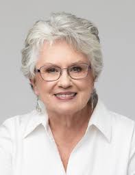 Ann Grewe's Instagram, Twitter & Facebook