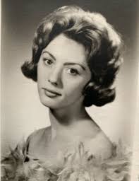 Patricia Hinkle's Instagram, Twitter & Facebook