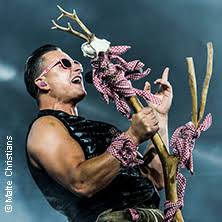 Juni feierten viele ausgelassen am großen schachtsee in wolmirsleben. Jetzt Tickets Fur We Are Queer Mit Melanie Muller Sichern Eventim