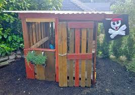 Kinderspielhaus Aus Paletten Kinderspielhaus Aus Paletten Kinderspielhaus Kinder Gartenhaus