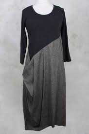 Long Dress With Contrasting Panel In Brown Crea Concept Naryady Odezhda Dlya Polnyh Modeli
