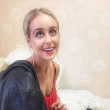 aimee moss (@aimeejordanmoss)