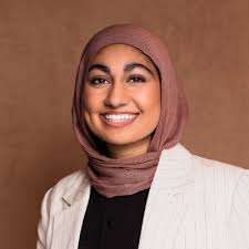 Congrats to current MD/MBA student Samuel Brehm and Franklin Taylor MBA  2024 for being named to Poets&Quants' 2024 Most Disruptive Startups of the  year.