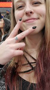 Cassandra Baker (@cassabaker)