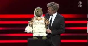 Superhero sound collection, superhero sound, unkunvenshunal girl, singles: Sascha Grammel Josie Heiraten Sascha Heiraten Musik