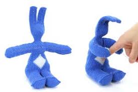 Knit your very own handbag with the 4m knitting art kit. 4d Knitting Makes Rabbits That Cuddle And Lampshades That Move New Scientist