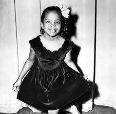She was previously married to les brown, barry hankerson and james newman. Gladys Knight Bio Net Worth Married Husband Family Siblings Age Birthday Grammys Band Career Dead Facts Wiki Awards Height Children Wikiodin Com