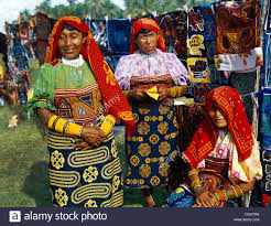 Stock Photo San Blas Islands Panama Guna Indian Women In Traditional Dress Selling Molas Indian Women Traditional Dresses San Blas