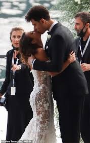 Elettra racconta come è stata la sua partecipazione all'edizione 2019 dell'home festival. Geordie Shore Heiress And Star Elettra Lamborghini Marries Dutch Dj Afrojack In Italy Oltnews
