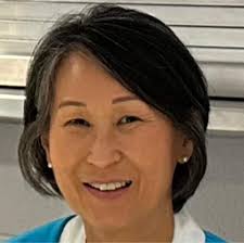 Is there a lost and found at the Tustin Pickleball location?