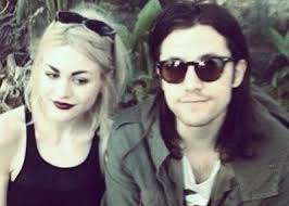 It might not come as a surprise that this visual artist is dating handsome guitarist. Isaiah Silva Wiki Age Bio Frances Bean Cobain Husband Family Facts