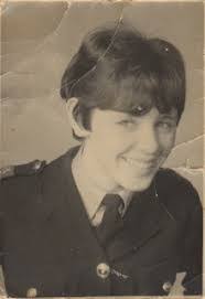 Daphne Bateman's Instagram, Twitter & Facebook