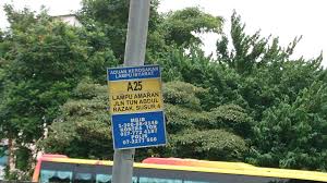 Misalnya, soal jalan berlubang dan penerangan lampu serta infrastruktur lainnya. How To Report Pothole Traffic Light Rosak Etc