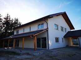 Häuser zur miete in göppingen (kreis) schnelle und einfache haussuche in göppingen (kreis) mit immo.swp.de egal ob einfamilienhaus, reihenhaus oder doppelhaushälfte finden sie unter zahlreichen mietangeboten das richtige haus mit dem immobilienmarkt der swp. Archiv Hauser Zu Vermieten Pocking Mapio Net