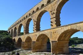Besucht die sehenswürdigkeiten athens & taucht in frühere zeiten ein. Privater Tagesausflug Nach Nimes Pont Du Gard Und Orange Von Arles 2021
