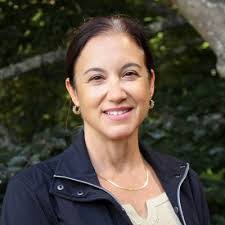 Jacqueline Holman's Instagram, Twitter & Facebook