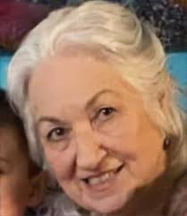 Freida Snow's Instagram, Twitter & Facebook