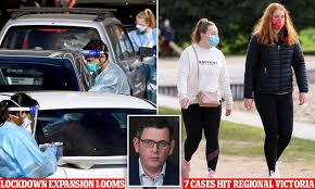 The five reasons to leave home were removed, the ban on home gatherings continued, but outdoor gatherings were permitted for up to 10 people, schools reopened and hospitality venue density limits applied. Wtxpe0tj5li43m