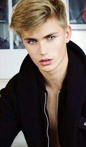 Amanda Herdeira De Drayagan 8 Livro Da Serie Guardias Marcori Blonde Male Models Blonde Guys Boy Hairstyles