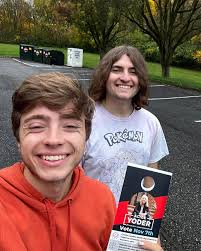 It's day one of the last weekend to canvass before the election, but our  volunteers are already out in full force this beautiful Saturday knocking  doors and talking to voters! There's just