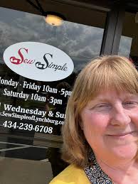 Is there a small shop to collaborate