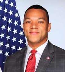 Tony Bishop's Instagram, Twitter & Facebook