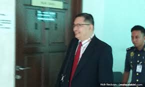 The official page of dr.abdul wahid. Malaysiakini Emrs Van Did Not Have Enough Force To Send Adib Hurtling Says Witness