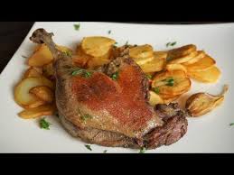 Confit De Canard Aux Cinq Parfums Marinade Cuisson Lente Au Four Un Magnifique Plat De Fete Youtube Recettes De Cuisine Confit De Canard Plat