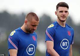 West ham and england star declan rice is one of chelsea's top targets in midfield (picture: Declan Rice Puts Manchester United And Chelsea On Alert By Rejecting Two West Ham Contract Offers T Gate