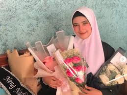 Betapa beruntung rizki d'academy nikahi nadya mustika rahayu, sosok yg terlahir dari keluarga tajir, dan profesinya sungguh. Isu Cerai Dengan Rizki Da Nadya Mustika Panggil Sayang Pria Lain