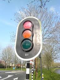 Als de besmettingscijfers blijven stijgen, is de kans groot dat nederland komende week rood of donkerrood kleurt op de kaart van het. Verkeerslicht Wikipedia