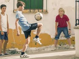 Niños jugando en la calle. Ninos Jugando En La Calle