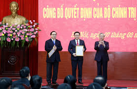 11:08 bộ công thương phát động 3 giải thưởng về hiệu quả năng lượng năm 2021; Pho Thá»§ TÆ°á»›ng VÆ°Æ¡ng Ä'inh Huá»‡ Ä'Æ°á»£c Phan Cong Giá»¯ Chá»©c Bi ThÆ° Thanh á»§y Ha Ná»™i