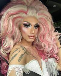 Katy bähm verwandelt den schauspieler und moderator jochen schropp in eine dragqueen. Katy Bahm On Instagram Rupaulsdragcon Is Over Now Thank You To Everyone Who Stopped By And Got A Wig You Can T Imagine What This Wigs Katy Katy B