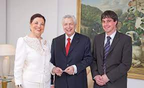 Die firma mattes und ammann hat die textilveredelung dreiländereck zum 1. Messstetten Die Mitarbeiter Liegen Chef Am Herzen Messstetten Grosser Heuberg Schwarzwalder Bote