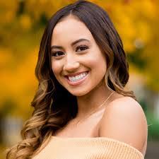 Taylor Slaughter's Instagram, Twitter & Facebook