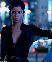 Sometimes, casting choices will make us scratch our heads in disbelief. Catwoman Zoe Kravitz Reveals Her Concerns About Returning To The Batman Starbiz Net